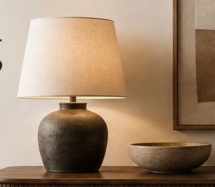 Ceramic table lamp with a linen shade